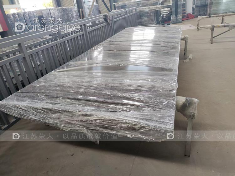 河北不銹鋼候車亭發(fā)貨配圖一